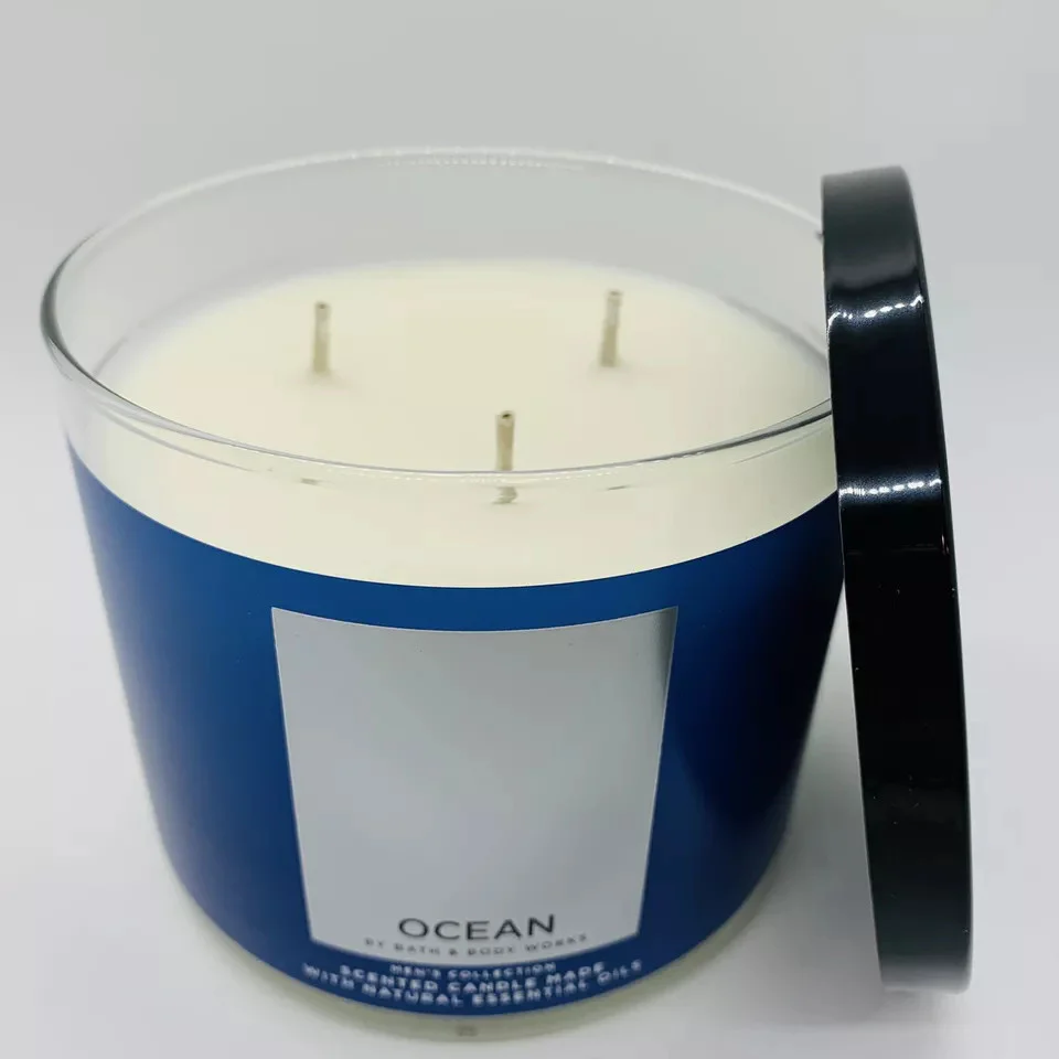 Bath & Body Works Ocean Scented Candle 411g
