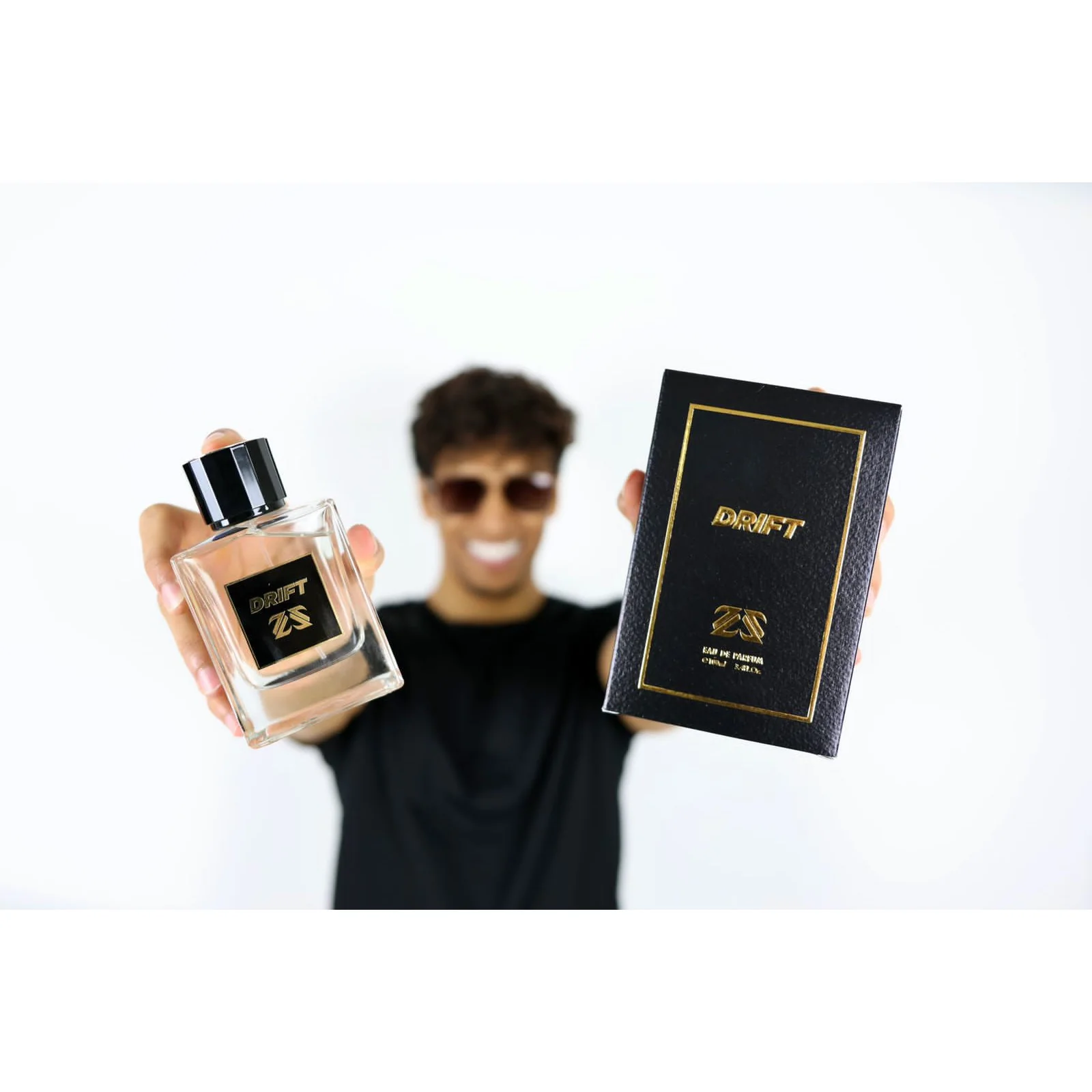 Zubair Sarookh Drift Eau De Parfum For Unisex 100ml - Image 3